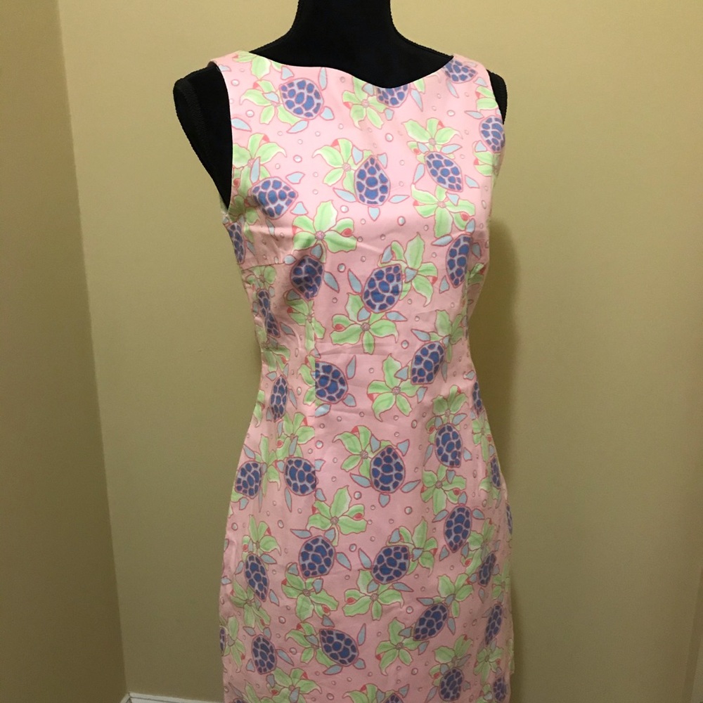 Super cute Vineyard Vines dress
